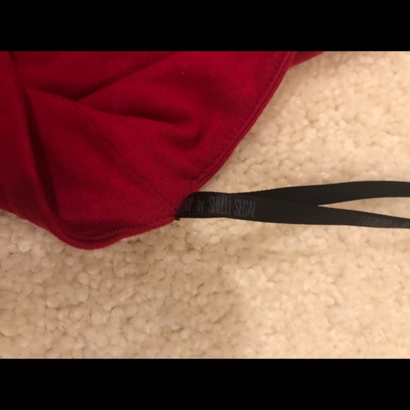 Laundry, Laundry by Shelli Segal - Picture 8 of 9